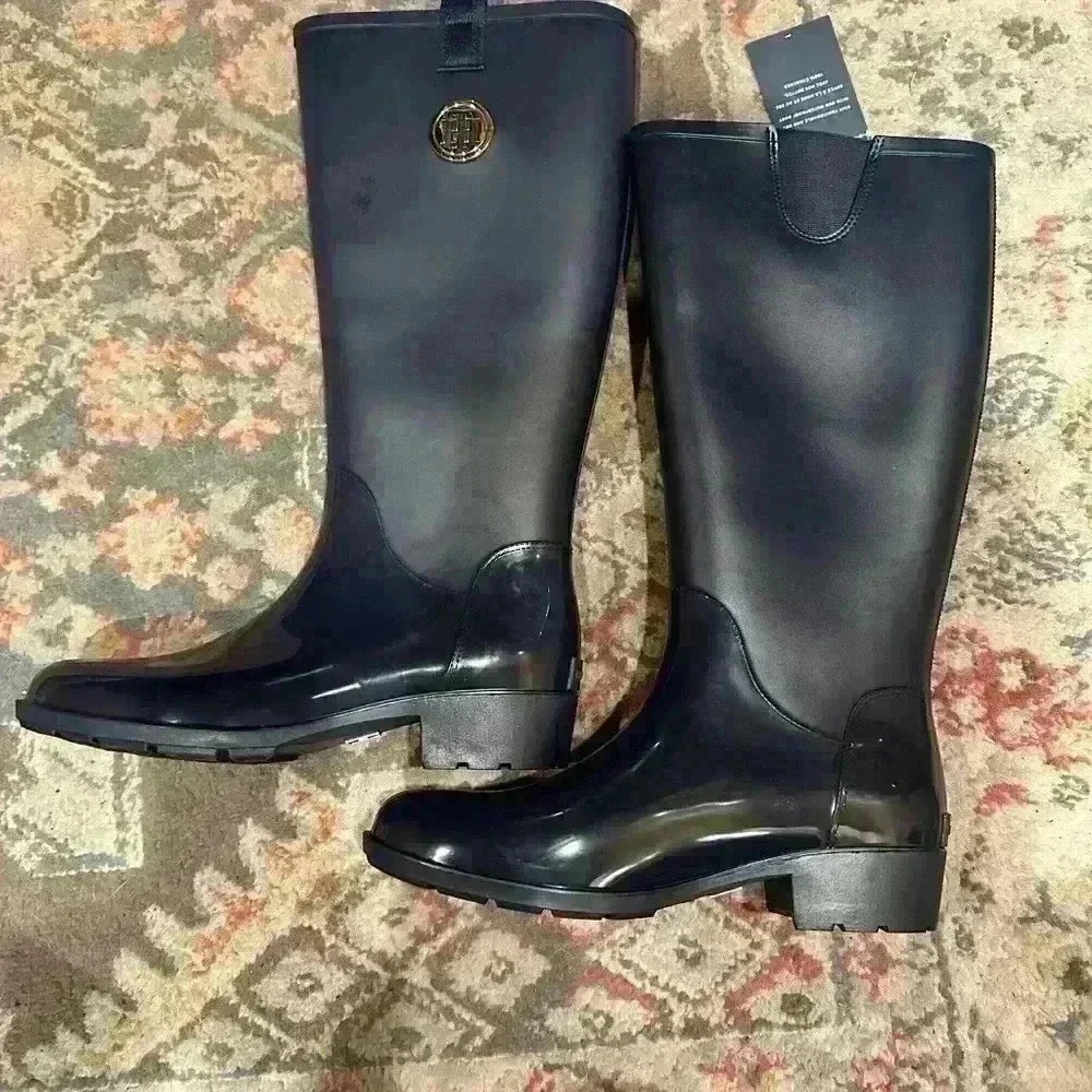Tommy Hilfiger Karissa Rain Boot - Picture 3 of 7